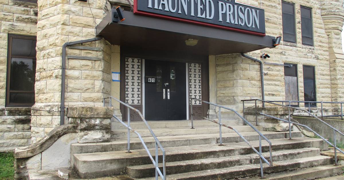 Halfway to Halloween comes to Old Joliet Haunted Prison May 12 and May