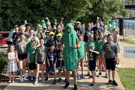 Second annual Pickle Paradise festival in St. Charles draws hundreds