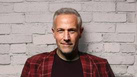 Acclaimed pianist Jim Brickman to bring holiday show to Egyptian Theatre