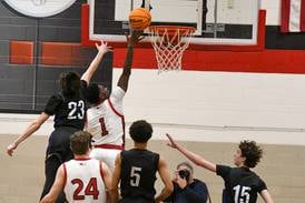 Glenbard East’s Keenan House pours in 19 in win over Riverside-Brookfield