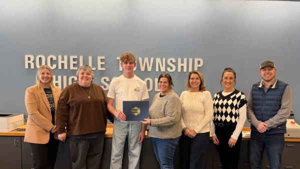 Smith named RTHS January Rochelle Rotary Student of the Month