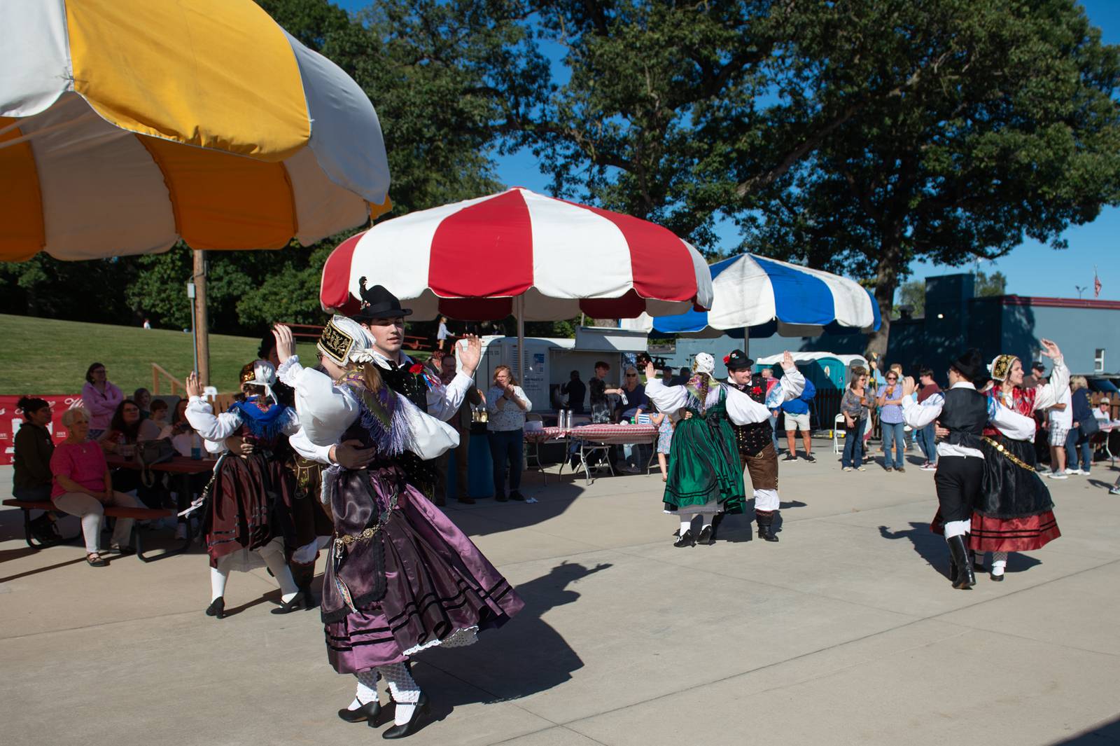 Hundreds come to Joliet festival to celebrate Slovenian culture with