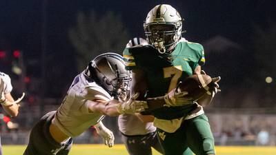 Waubonsie Valley’s Tyler Threat runs wild with 186 yards, 3 TDs in second half to break away from Oswego East