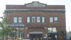 Two Illinois DAR chapters celebrate 130 years of service and friendship