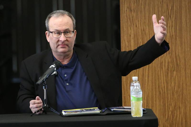 Peru mayor Ken Kolowski speaks during a candidate forum on Sunday, Feb. 23, 2025 at the Peru Public Library.