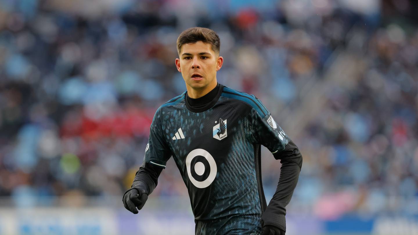 Minnesota United FC defender Anthony Markanich runs on the field during an MLS soccer match against the FC Cincinnati, Saturday, Feb. 28, 2026, in St. Paul, Minn. (AP Photo/Bailey Hillesheim)