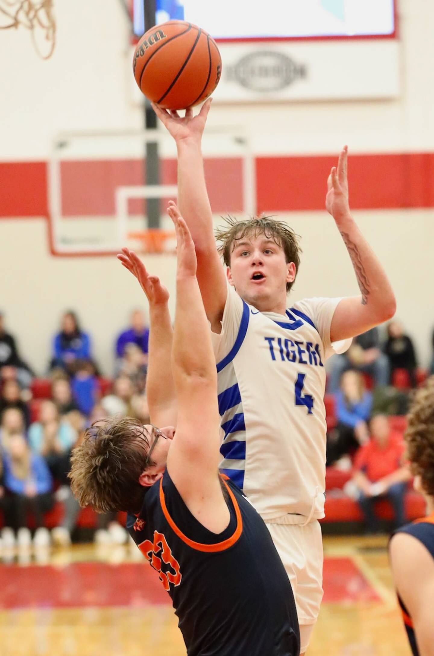 Princeton's Korte Lawson pulls up for a shot against Pontiac Saturday at Hall.