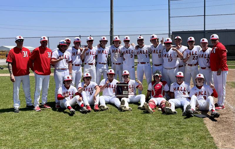 The Hall baseball team won the Class 2A Orion Regional title with a 6-5 win over Riverdale on Saturday.