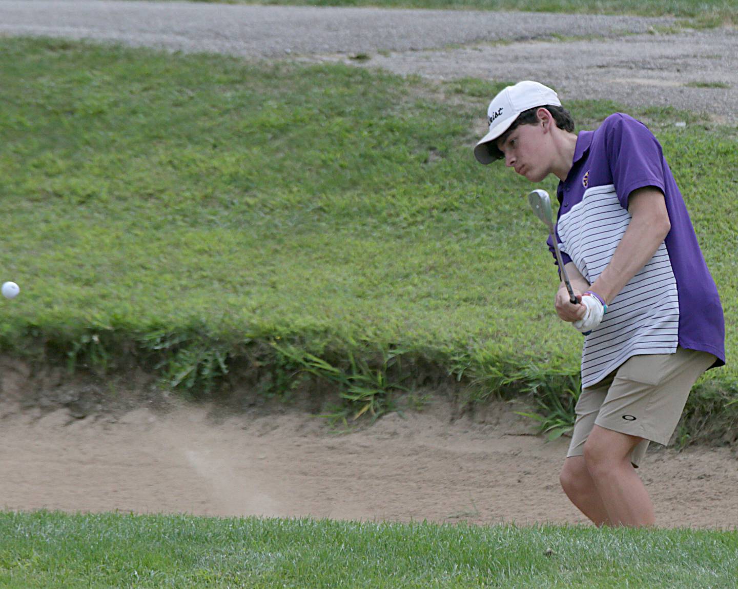 Mendota's Drake Dennis golfs during the L-P Cavalier Golf Invitational on Thursday, Aug. 18, 2022 at Seneca's Oak Ridge Golf Course in La Salle.