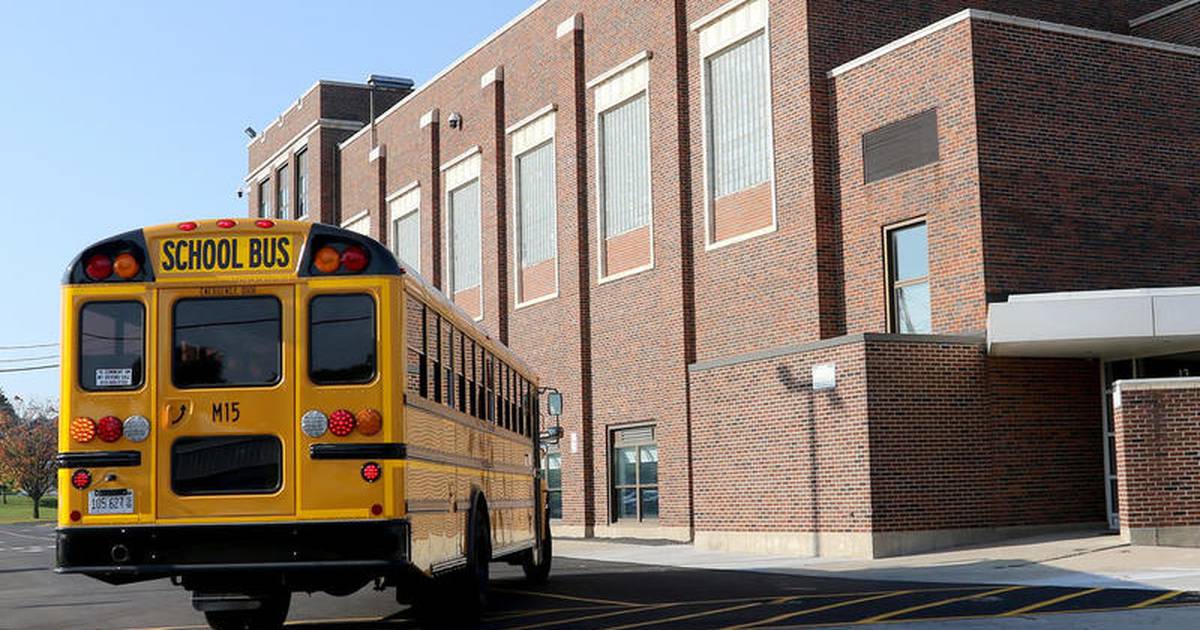 McHenry School Districts 15, 156 reach 1.4M settlement of bus drivers