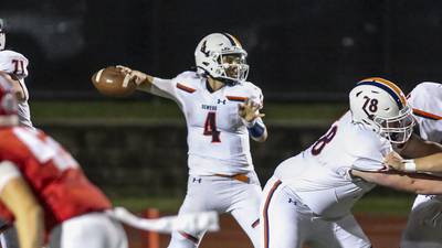 Oswego junior QB Drew Kleinhans, son of a coach, dandy in varsity debut to lead win at Naperville Central