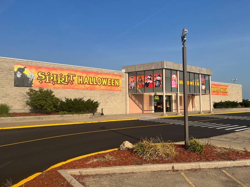 With 71 days until Halloween, Spirit Halloween has returned to the Peru Mall.
