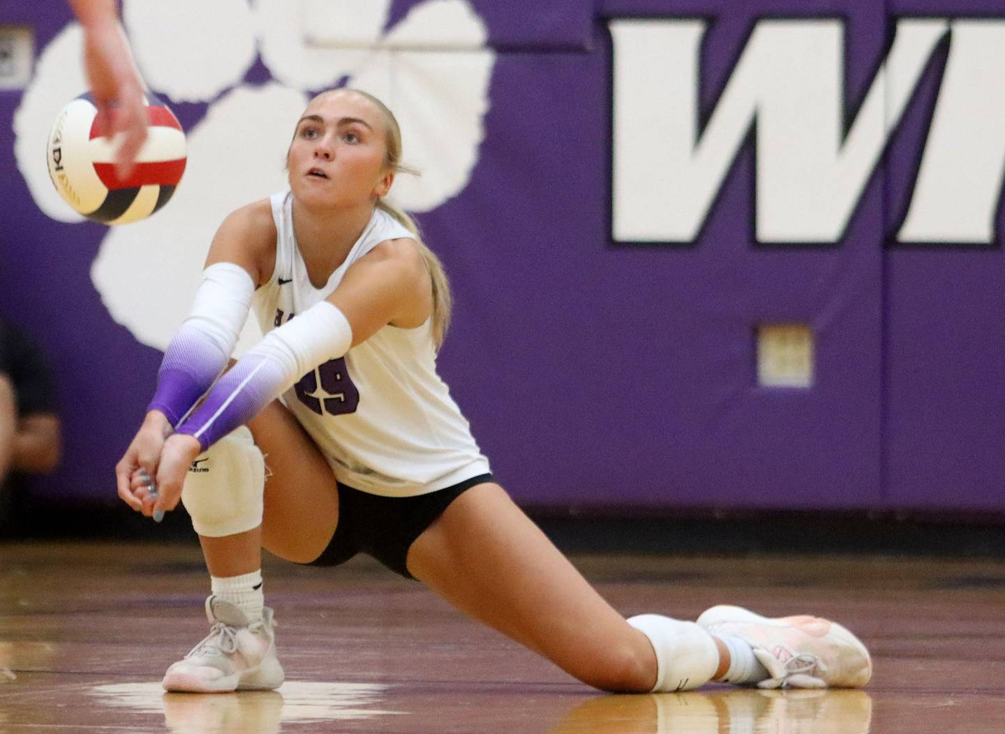 Hampshire’s Peyton Wurtz passes the ball against Prairie Ridge in varsity girls volleyball at Hampshire High School in Hampshire on Tuesday, Sept. 2, 2025.