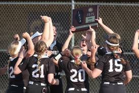 Wild 6th inning sends Prairie Ridge past Crystal Lake Central for 1st sectional title since 2009