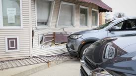 Car crashes into business in Marengo 