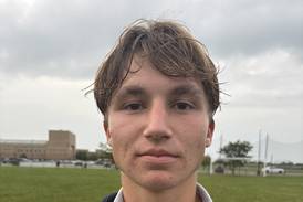 Oswego East can’t capitalize on chances in 1-0 loss to Waubonsie Valley