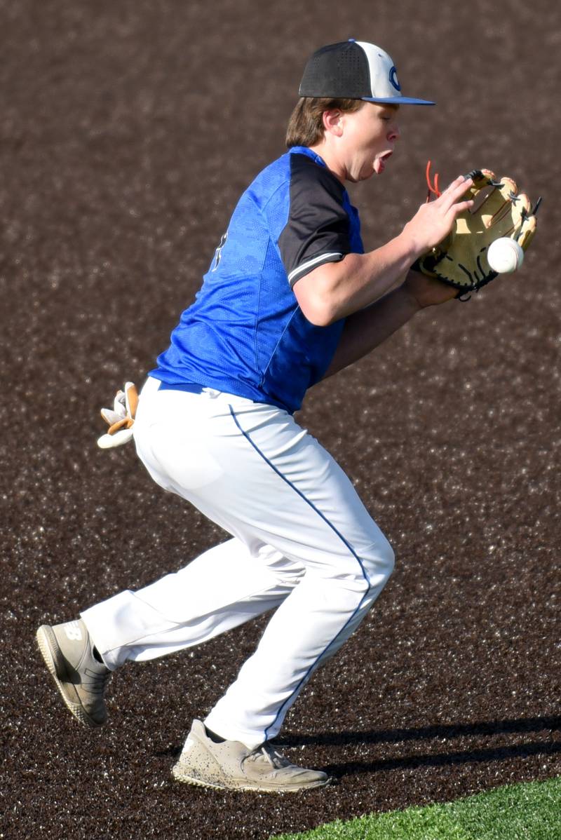 Central's Brayden Meents fields a ground ball during the Class 2A Herscher Regional semifinals against Bishop McNamara Thursday, May 22, 2025.