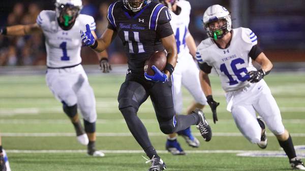 Photos: St. Charles North, Geneva football meet in DuKane Conference matchup