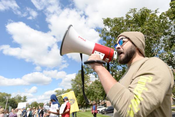 Proposal to restrict, monitor ICE in Downers Grove rejected by Village Council