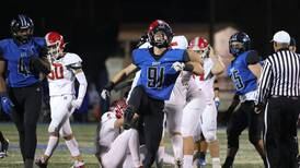 No. 1 Lincoln-Way East trails for first time but handles No. 2 Naperville Central 28-7