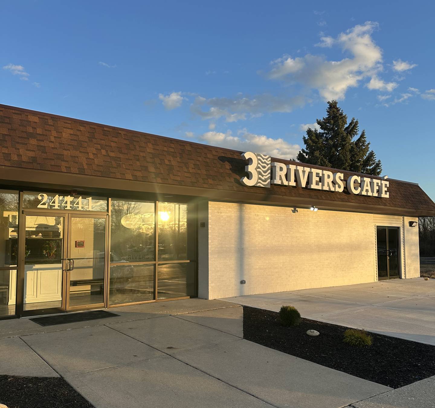 Newly opened in Channahon is the 3 Rivers Café. 2025