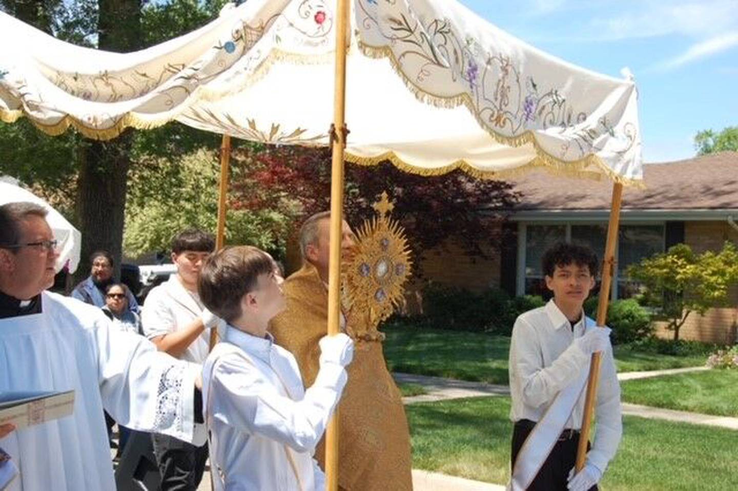 Bishop Hicks' visit to Kankakee