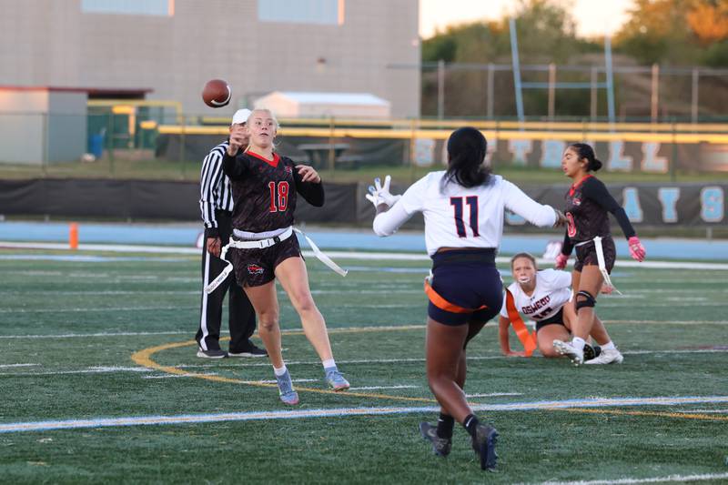 Yorkville's Brooke Ekwinski throws a pass during the Foxes' 2-1 overtime victory over Oswego in the IHSA Kankakee Regional championship game on Thursday, Oct. 9, 2025.