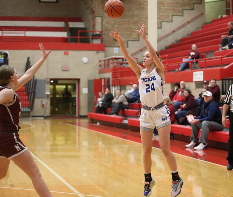 Princeton's Keighley Davis shoots a jump shot over Morris's Layken Callahan during the Lady Pirate Holiday Tournament on Wednesday, Dec. 20, 2023 in Kingman Gym.