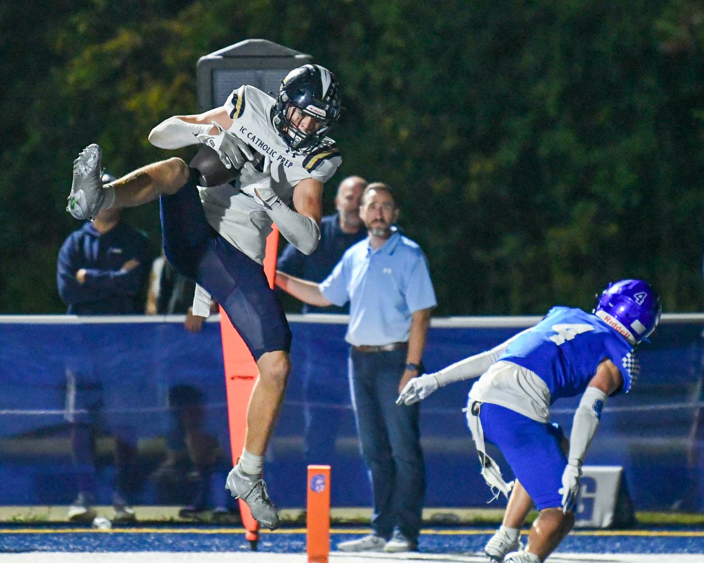 IC Catholic Prep's Grant Bowen (11) catches the ball in the endzone on Friday Oct. 3, 2025, while traveling to take on St. Francis High School.