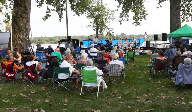 Photos: Al Pierson returns to Lake DePue with Guy Lombardo's Royal ...