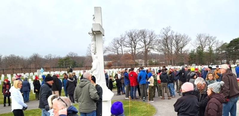 A crowd of people participated in the wreath-laying event Dec. 16 at Fort Sheridan National Cemetery.