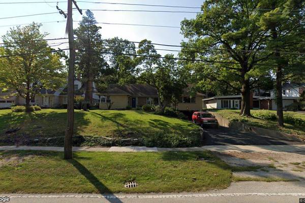 Single-family home sells for $1.12 million in Glen Ellyn