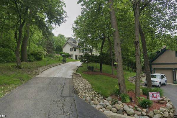 Sale closed in Algonquin: $980,000 for a single-family home