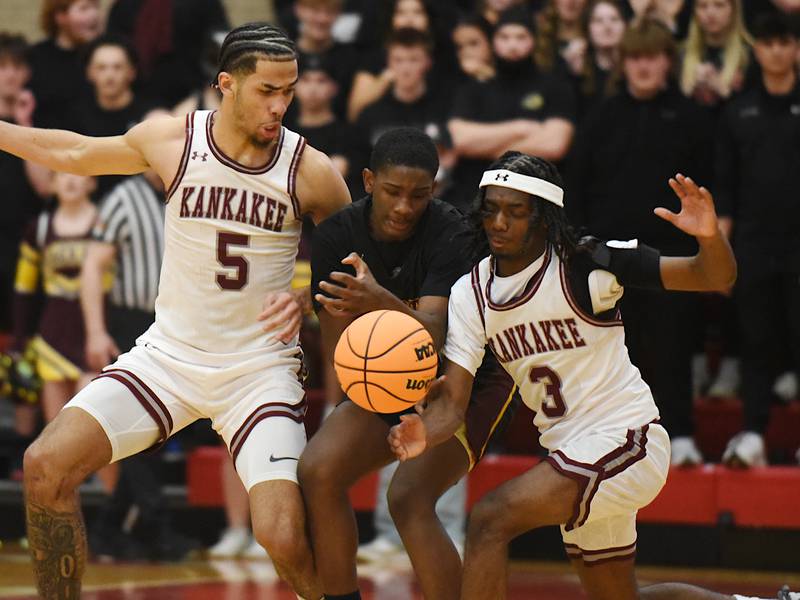 Kankakee wins rollercoaster sectional semifinal 59-53 over East Peoria