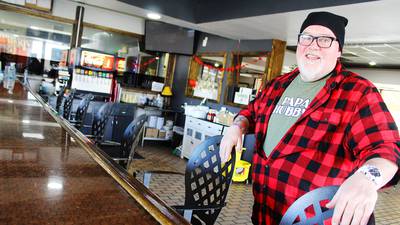 Savanna ‘Papa’ thriving in first year as restaurant owner
