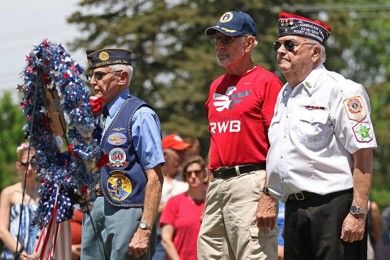 Crystal Lake Memorial Day parade, service draw crowd despite heat