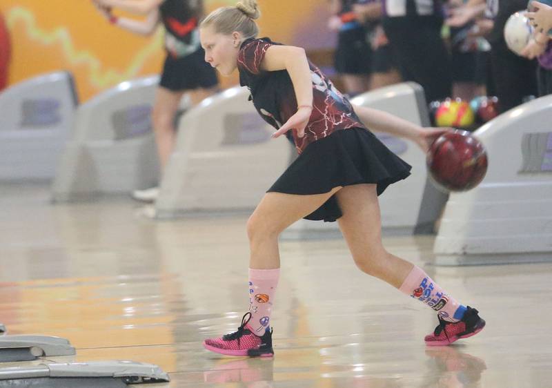 Ottawa's Riley Harsted bowls during the IHSA girls bowling Regional meet on Friday, Feb. 6, 2026 at the Illinois Valley Super Bowl in Peru.