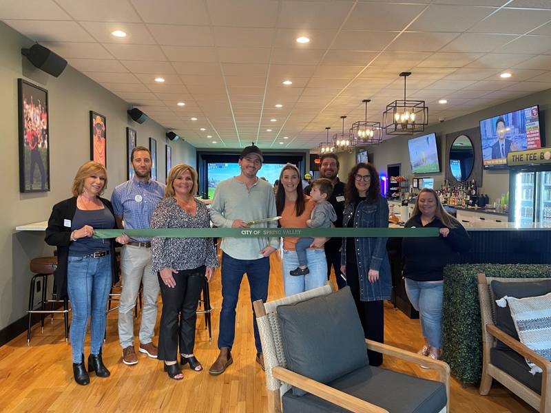 The Tee Box recently opened in Spring Valley. The business was celebrated with a ceremonial ribbon cutting from Illinois Valley Area Chamber of Commerce.