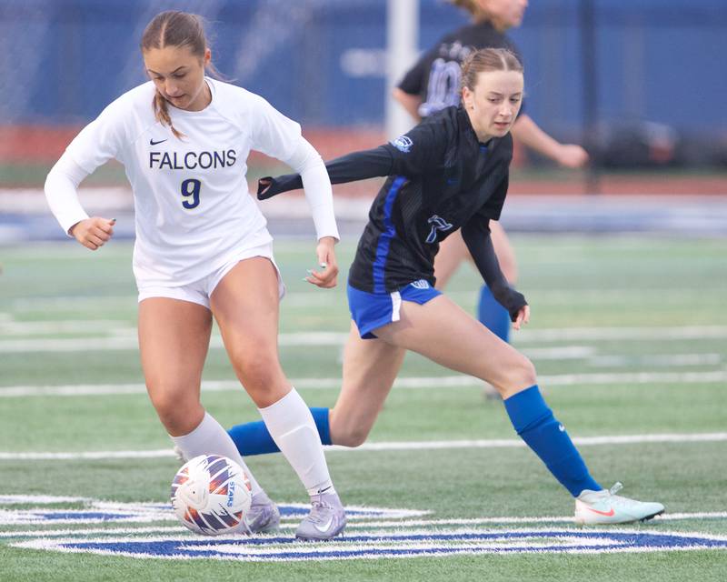 Wheaton North's Talia Kaempf controls the ball against St. Charles North on Thursday, April 10,2025 in St. Charles.