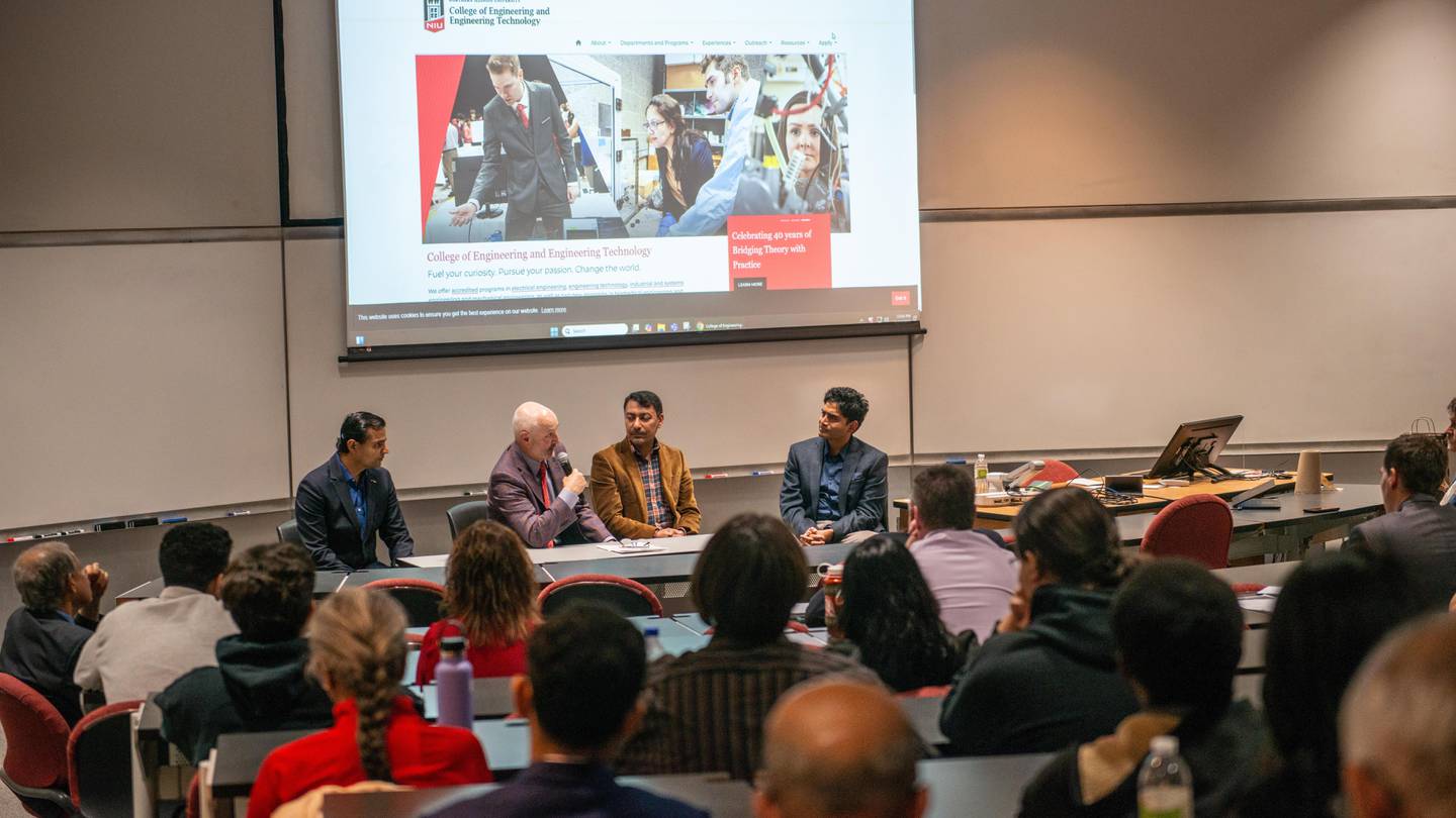 Leo Klinstein, vice president of engineering and research and development at Dukane, shares insights during the Materials & Advanced Manufacturing panel discussion at NIU's Innovation Showcase on Nov. 14, 2025. He was joined by NIU professors (from left) Vinay Budhraja, Mahdi Vaezi and Venu Korampally.