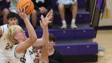 Marquette opens its season with dominating win over Earlville