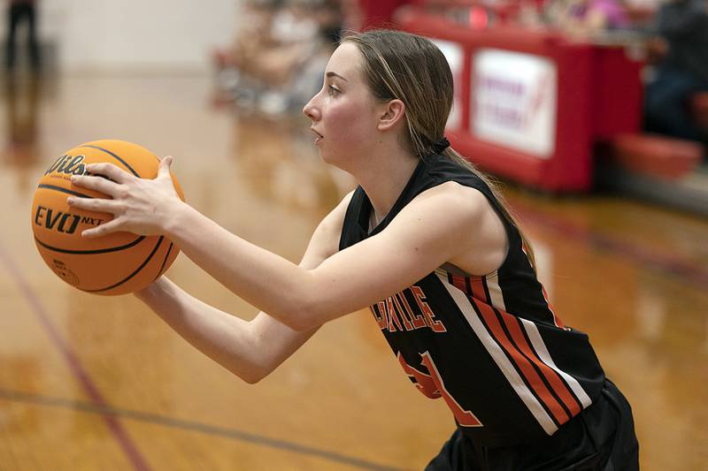 Milledgeville’s Juliana Folkers spots up for a shot against Morrison Wednesday, Jan. 22, 2025.