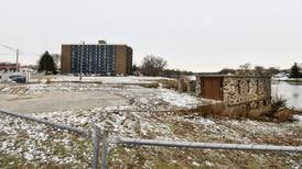 Riverwalk hits another snag