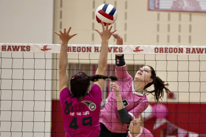 Rock Falls’ Cadence Williamson hammers a shot Tuesday, Oct. 11, 2022 against Oregon.