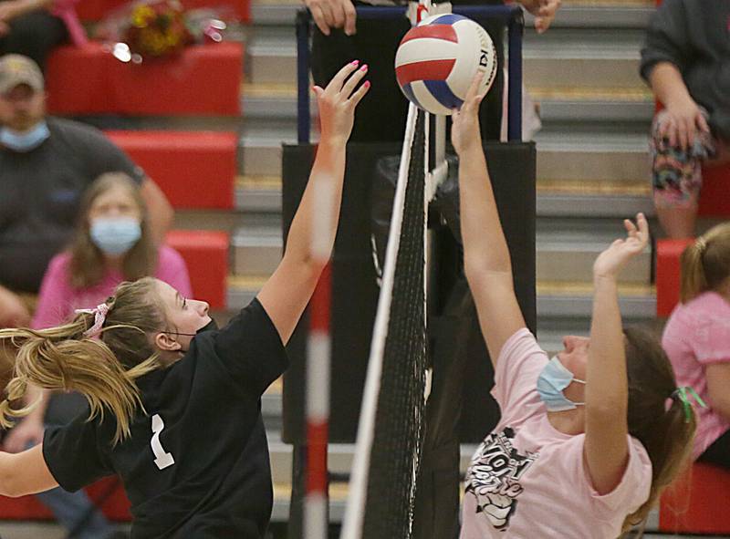 Photos Woodland vs. Seneca volleyball Shaw Local