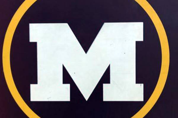 Morris prevails at Sellett, earns I-8 split with La Salle-Peru