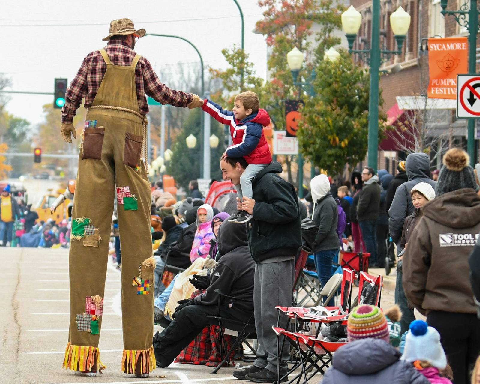 Pumpkin Parade marks end of 62nd annual Sycamore Pumpkin Festival