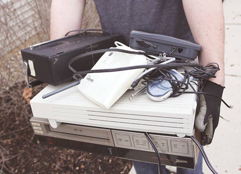 Items that are eligible for pickup by Vintage Tech Recyclers include computers, printers, TVs, phones and answering machines, keyboards, Zip drives, cables, string lights, microwaves, faxes, scanners, video game consoles, cassette and DVD players and more.