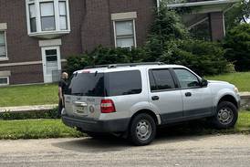 Sheriff: Police respond to shooting, hostage situation in Polo, two dead