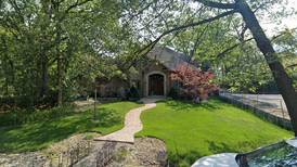 Single-family home in Orland Park sells for $630,000